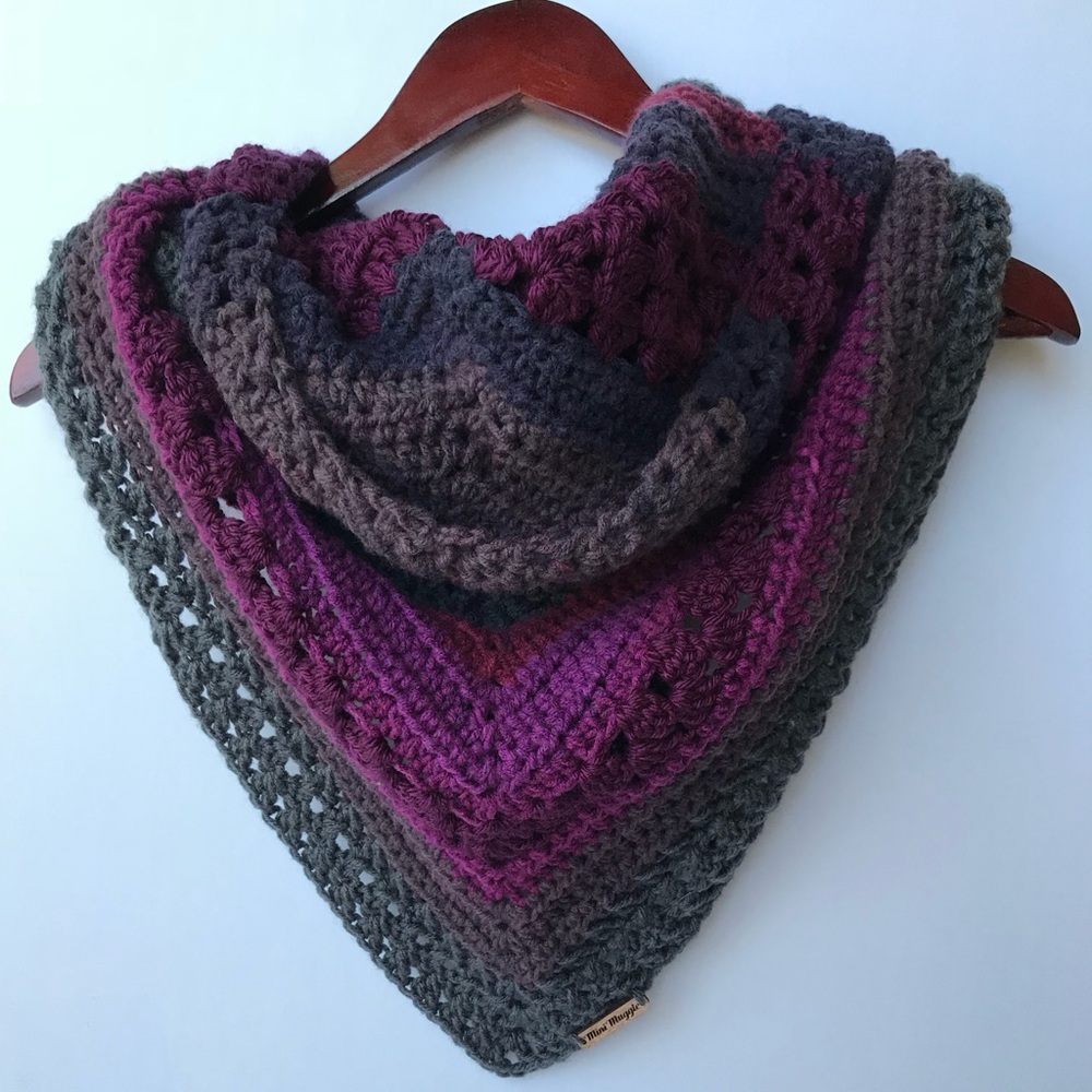 Triangle scarf